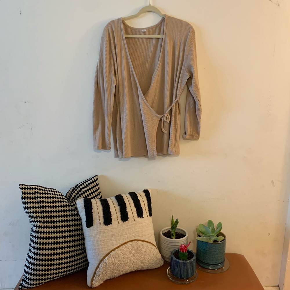 Blush long sleeve wrap top